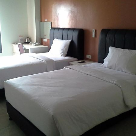 Asoka Inn Bandung Exterior photo